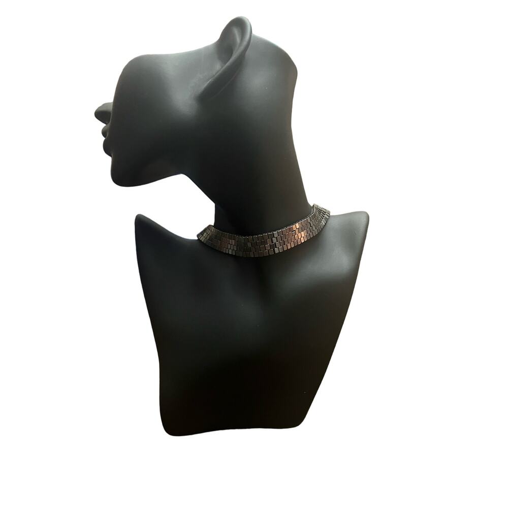 Gun metal Silver-Tone Square Mesh Choker Necklace - Sleek and Modern Design